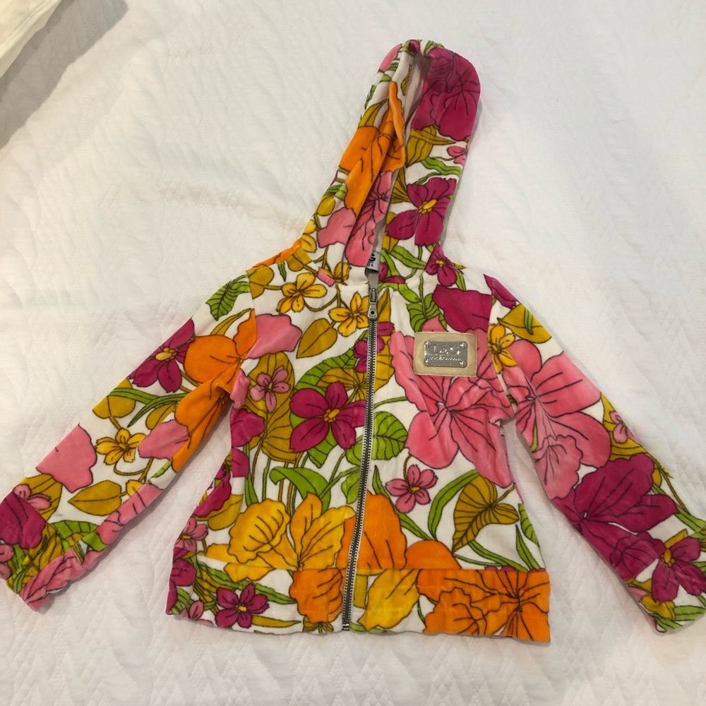 Dolce & Gabbana Girl’s Zip Up Hoodie Size 3